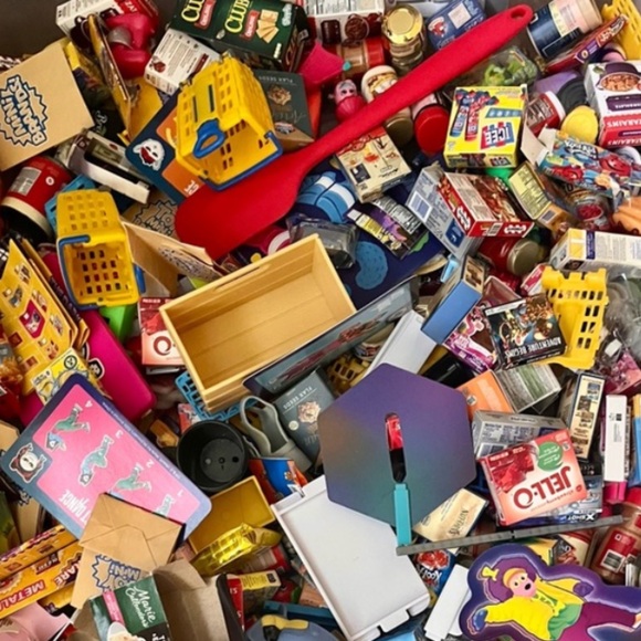 Random tiny toys assortment! - Picture 2 of 3